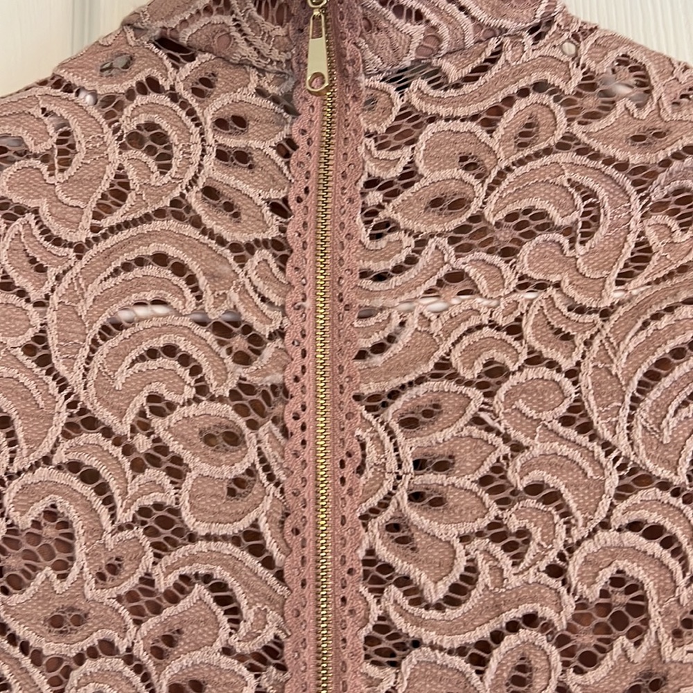 Classy girls dress - Picture 3 of 8